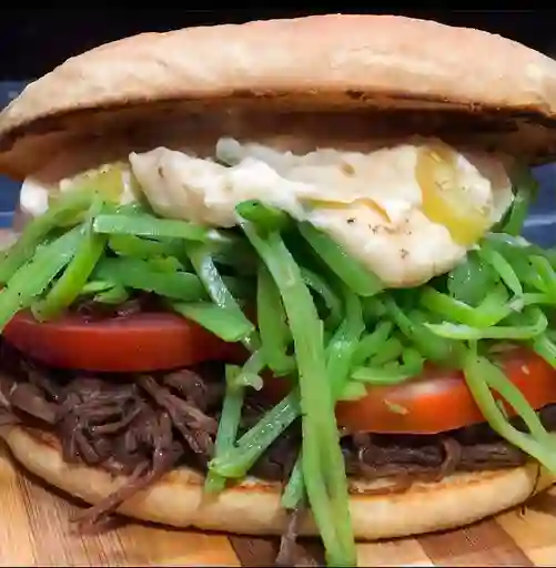 Sándwich Chacarero de Mechada