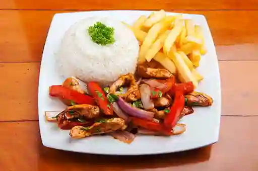 Pollo Salteado
