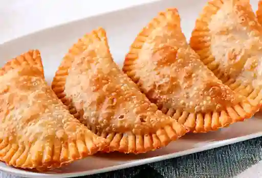 Empanada Camarón y Queso