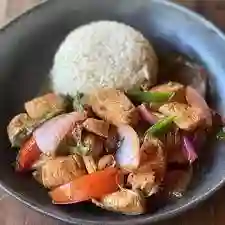 Pollo Salteado