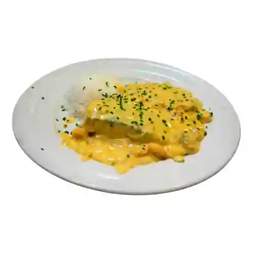 Salmón en Salsa de Camarón
