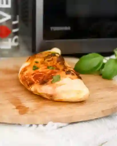 Calzone Napoletano