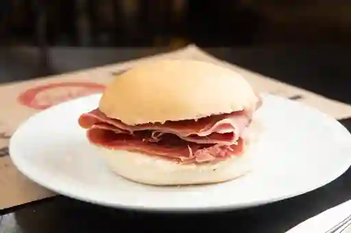 Sándwich Jamón Crudo