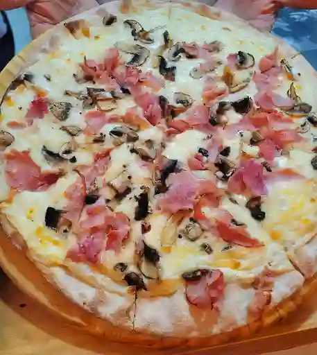 Pizza Mediana Bella Donna