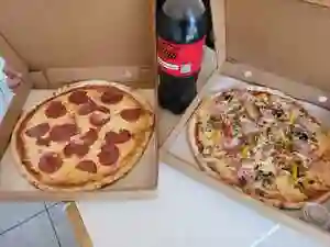 Promo 2 Pizzas Medianas Premium y Bebida