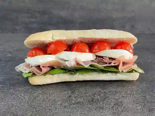 Sándwich Prosciutto Caprese