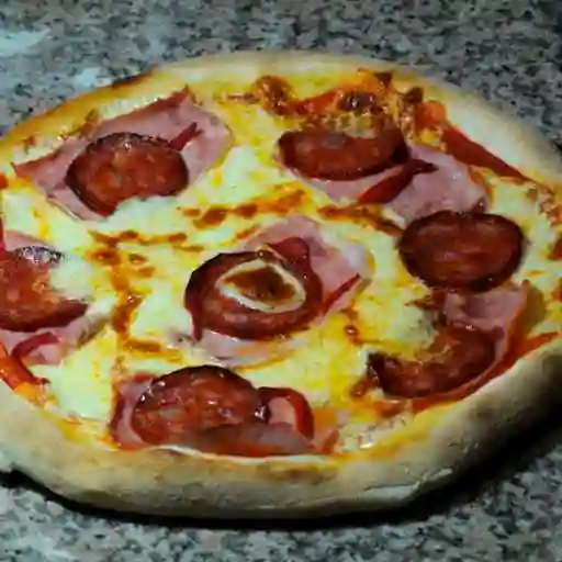 Pizza Española Familiar
