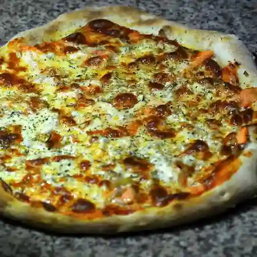 Pizza Salmón Ahumado Mediana