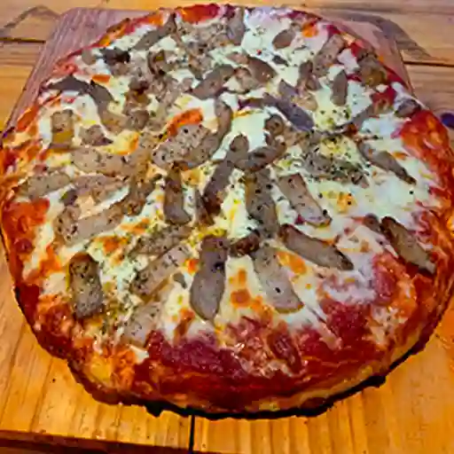 Pizza de Lomito Salteado