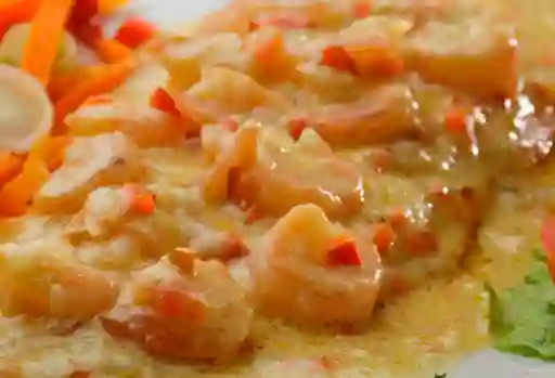 Filete Salsa de Camarones Ecuatorianos