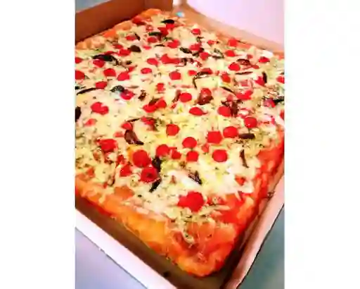 Pizza Andresen Longanicilla Familiar