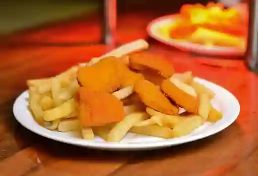 Nuggets de Pollo y Papas