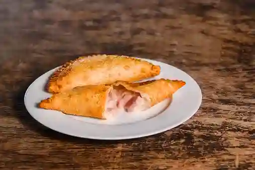 Empanada Queso Jamón