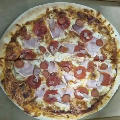 Pizza de Todas las Carnes XL