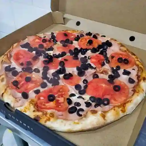 Pizza Clásica Mediana