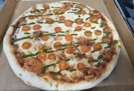 Pizza Pollo Pesto Mediana