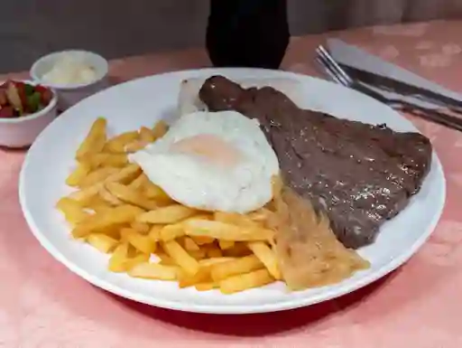 Bistec a lo Pobre y Bebida