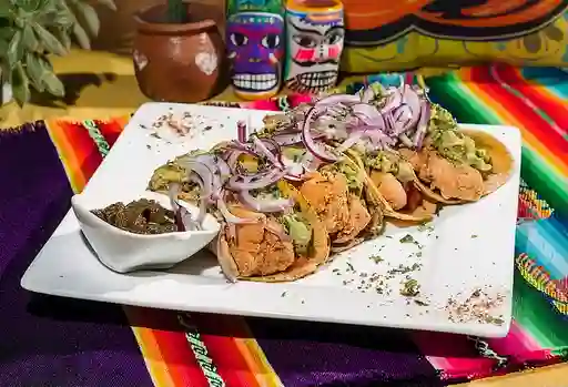 Tacos Capeados