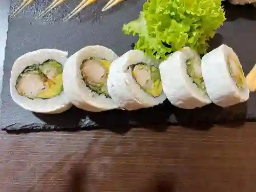 Sushi Envuelto en Queso Crema