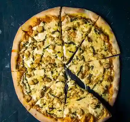 Pizza Pollo Pesto Bendita