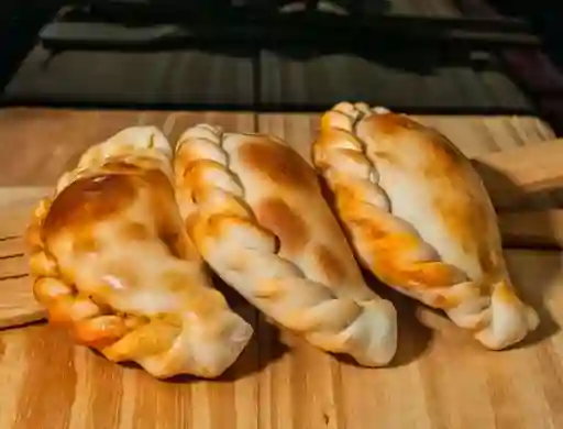 Empanadas de Queso y Ciboulette