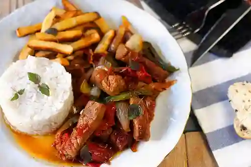 Lomo Saltado