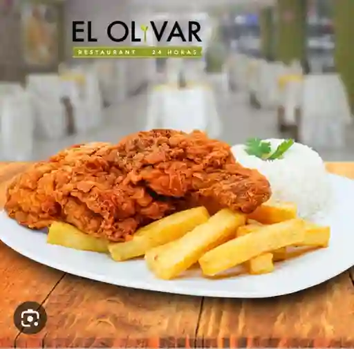 Pollo Broaster con Arroz Blanco y Papas