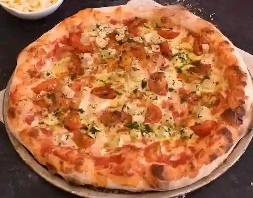 Pizza con Pollo y Pesto