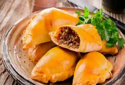 Empanada Queso Carne