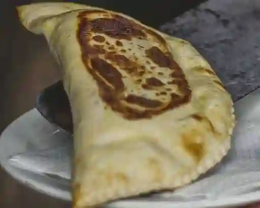 Empanada Pollo Choclo y Queso