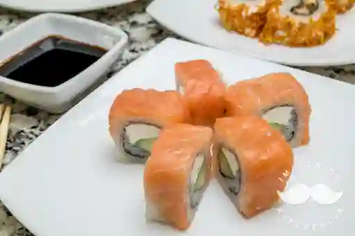 Sake Special Roll