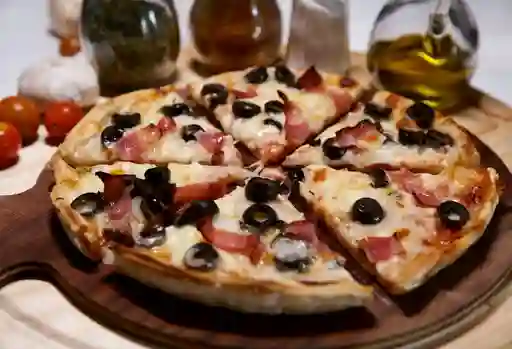 Pizza Manuela