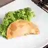 Empanada de Pollo con Queso