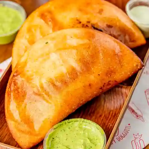 Empanada de Plátano con Queso