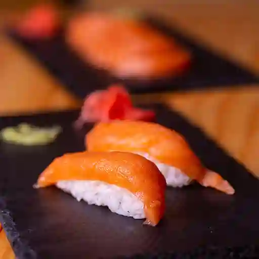 Nigiri de Salmón