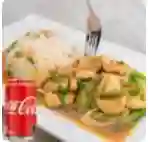 Pollo Mongoliano con Arroz Chaufa + Lata 350 ml Coca Cola