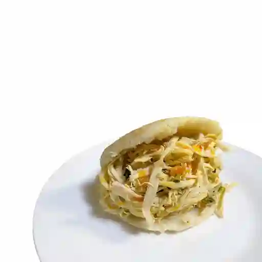 Arepa de Pollo Mechado