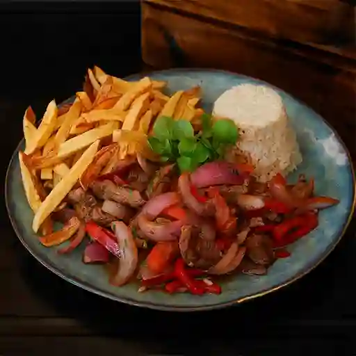 Lomo Saltado