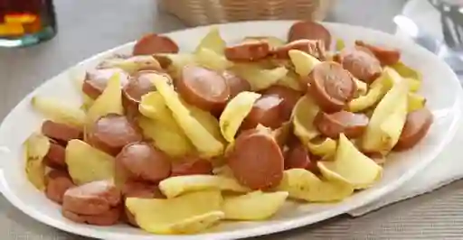 Salchipapas