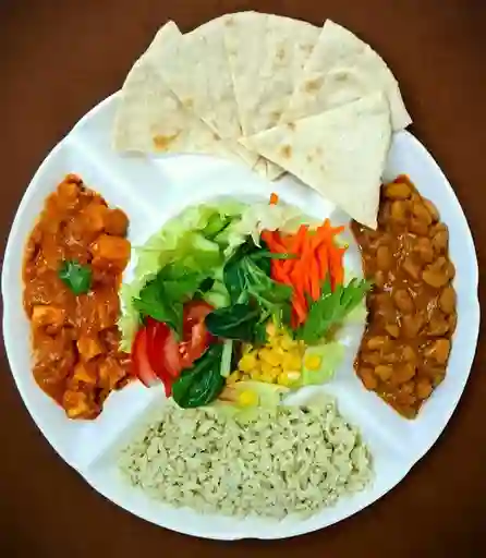 Tikka Masala + Dal, Ensalada y Arroz