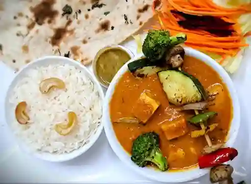 Pollo Subz Tikka Masala / Chicken Subz