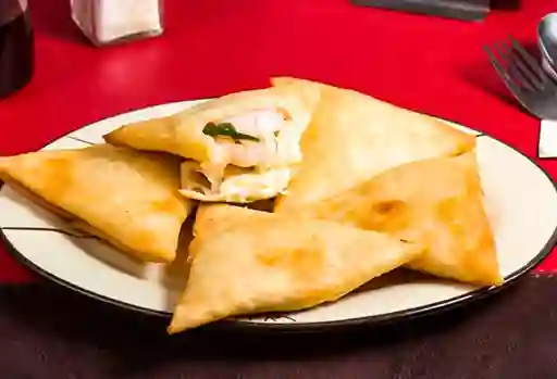 Empanada de Camarón Mandarín y Queso