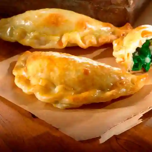 Empanada de Espinaca y Queso Crema