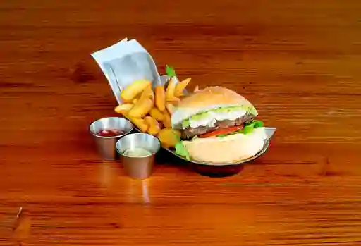 Mercury Burger + Papas Rústicas