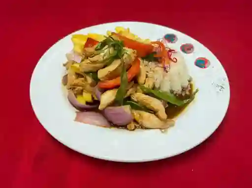 Pollo Salteado