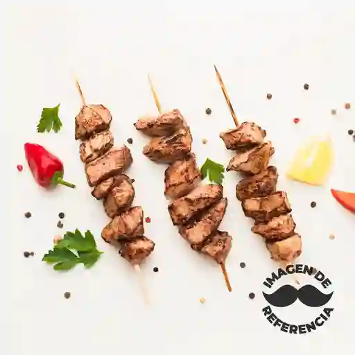 Brocheta de Carne C/papas Fritas