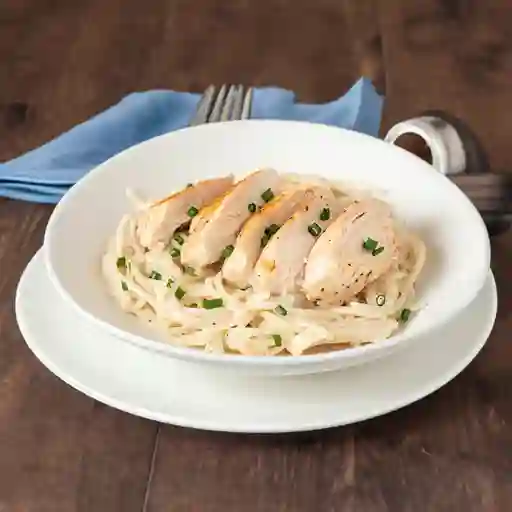 Pasta con Suprema de Pollo