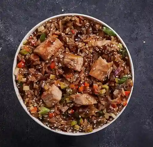 Yakimeshi Salmón