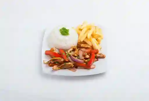 Saltado de Pollo