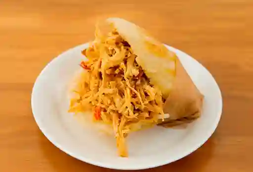 Arepa Clásica de Pollo